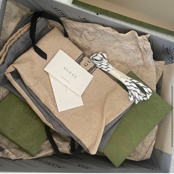 Gucci x Balenciaga the Hacker Project Triple S sneaker Beige - Picture 8 of 8